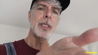 Big Daddy crushes tiny squatter in huge size kink porn disaster