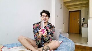 Italian twink gets his feet wrecked by massive dildo until cum drips thick ropes