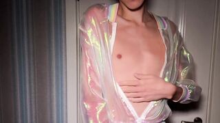 Cute skinny femboy jerks off his huge dick on camera