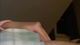 Wetting my pull up in a skirt gets me leaking through the diaper