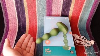Satisfyer plug 2 plugged and pulsing straight guy first time anal gay unboxing