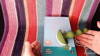 Satisfyer plug 2 plugged and pulsing straight guy first time anal gay unboxing