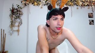 Reindeer Twink Bucaramanga Huge Cock Gushes Cum Flood Destroyed