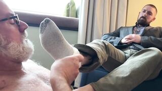 Boss Bearfoothunter Feet Worshipped Then Raw Bred Gushing Cum Destruction
