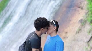 Untamed thrusts drive fire through hungry gay bodies