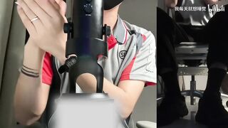 ASMR stressed chatboy relaxes in host’s bed Asian big dick solo