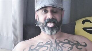 Early Morning beefy muscle cum drips from jacking off solo guy