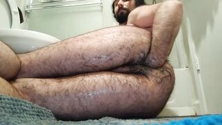 Man fists himself deep impales ass on fist gapes raw solo gay fisting