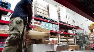 Cumshot at work while masturbating got chilled