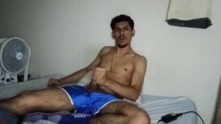 Macho gay punheta solo cum shot latino amateur HD