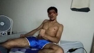 Macho gay punheta solo cum shot latino amateur HD