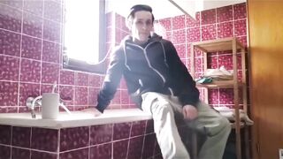 Hot skater twink destroyed in bathroom handjob alone