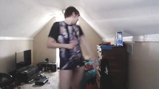 Teen dancer gets drenched twerking for 80k views gay porn hub