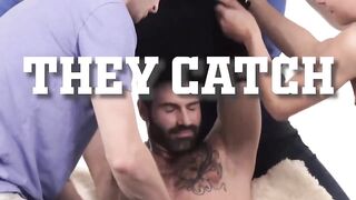 TwinkTop Draven Navarro worships Jack Andrams jock after sweaty workout