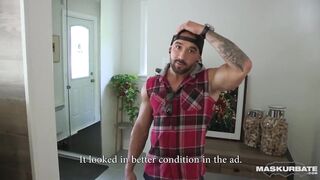 Straight Quebec Hunk Jerks 8.5 Inches of Meat Solo Handjob