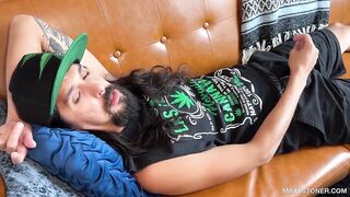 Stoner Daddy Maxx Gushes Huge Couch Cumshot Destroyed