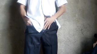 Pinoy Jakol Gushing From School Solo Big Dick Twink