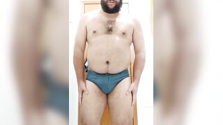 Bear wanks raw cumshot after work