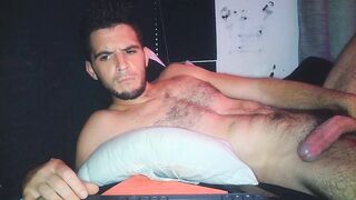 Hot jock blows his load deep inside tight hole and writhes in cum