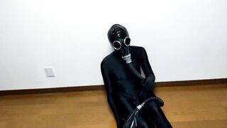 Zentai gas mask breath play destroyed slim gay solo