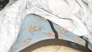 Horny morning twink floods bed with hot thick cum