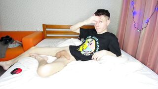Hung 18 Twink Gushes from Big Load Blowjob