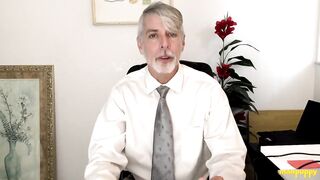 Psychiatrist Richard Lennox corrupts virgin manpuppy with suit leashed joi in office session