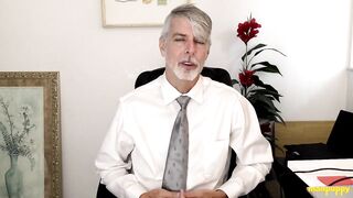 Psychiatrist Richard Lennox corrupts virgin manpuppy with suit leashed joi in office session