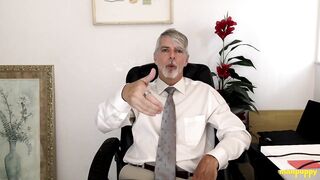 Psychiatrist Richard Lennox corrupts virgin manpuppy with suit leashed joi in office session