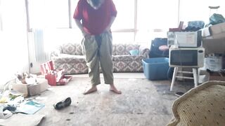 Hubby drowns wife’s panties and pants with gay piss