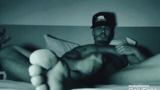 Latin barefeet toe curling orgasm instructions for your cock